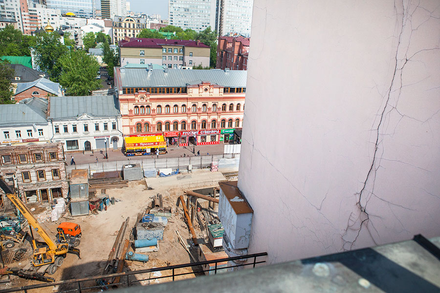 Construction Site Arbat 39-41
May 13, 2013