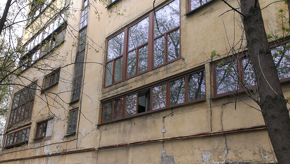 Narkomfin, new windows, west facade
